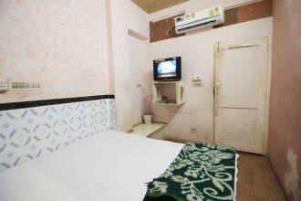 Hotel Rajvansh, Ahmedabad 4